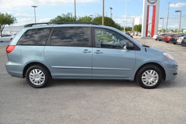 pre owned toyota sienna 8 passenger #6